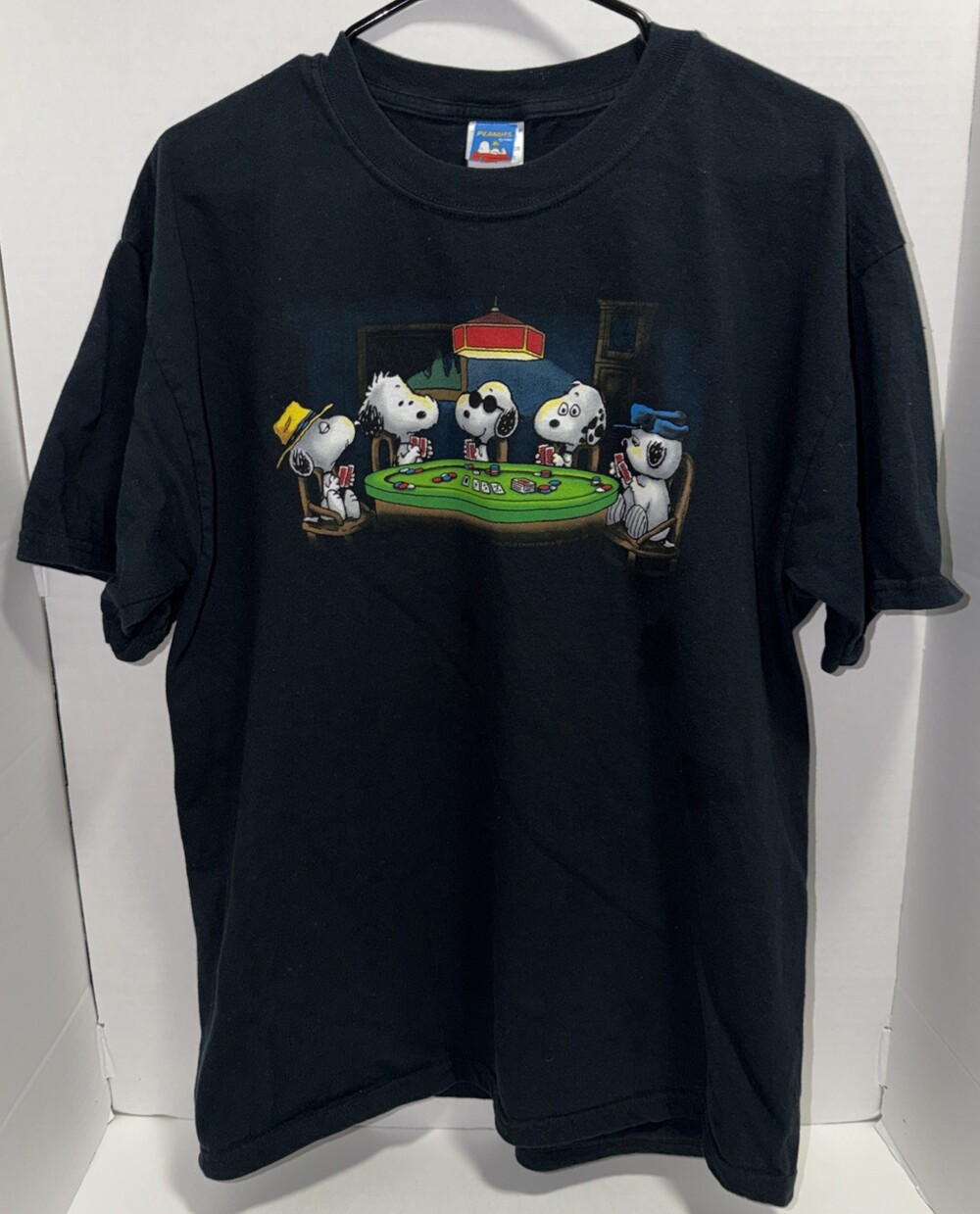 Vintage Y2K Peanuts Snoopy Poker Game Card Night Black Tee T-Shirt - Adult Large